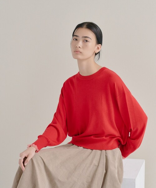 cloenc（クロエンス）の「【WEB限定カラーあり】Relaxy Rich シルクカシミヤ混 クルーニット（ニット/セーター・レディース・ピンク/サックスブルー/ブラウン系8/ライトグレー系8/オリーブ/ワインレッド/ライトイエロー系/ベージュ系その他7/ネイビー・02）」の9枚目の写真