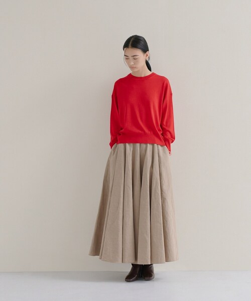 cloenc（クロエンス）の「【WEB限定カラーあり】Relaxy Rich シルクカシミヤ混 クルーニット（ニット/セーター・レディース・ピンク/サックスブルー/ブラウン系8/ライトグレー系8/オリーブ/ワインレッド/ライトイエロー系/ベージュ系その他7/ネイビー・02）」の10枚目の写真