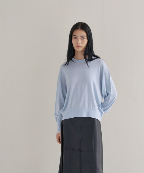 cloenc（クロエンス）の「【WEB限定カラーあり】Relaxy Rich シルクカシミヤ混 クルーニット（ニット/セーター・レディース・ピンク/サックスブルー/ブラウン系8/ライトグレー系8/オリーブ/ワインレッド/ライトイエロー系/ベージュ系その他7/ネイビー・02）」の17枚目の写真