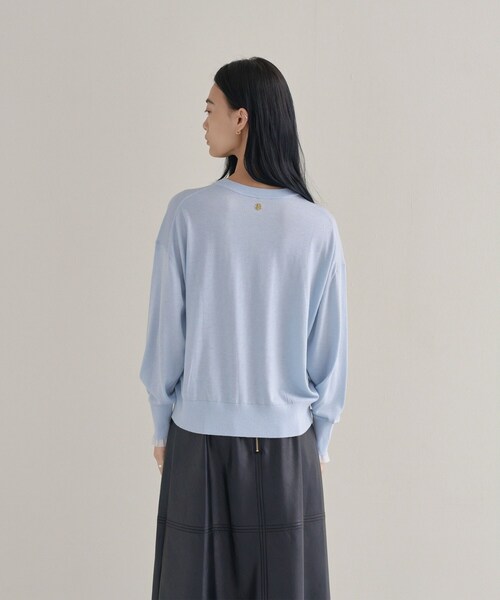 cloenc（クロエンス）の「【WEB限定カラーあり】Relaxy Rich シルクカシミヤ混 クルーニット（ニット/セーター・レディース・ピンク/サックスブルー/ブラウン系8/ライトグレー系8/オリーブ/ワインレッド/ライトイエロー系/ベージュ系その他7/ネイビー・02）」の19枚目の写真