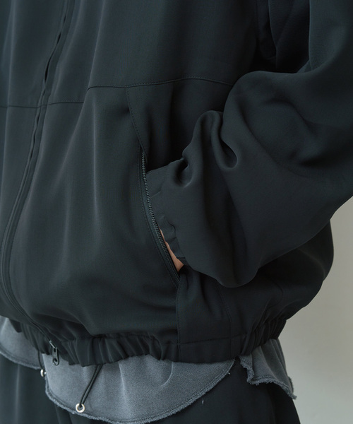 B.C STOCK(ベーセーストック)の「TRIXION(R) トラックJKT(ブルゾン・メンズ・チャコールグレー/ネイビー/ブラック・MEDIUM/LARGE)」の13枚目の写真