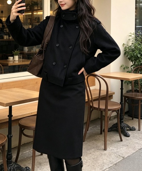 FAVORITO(ファヴォリート)の「スタンドカラーダブルブレストジャケット(ピーコート・レディース・ダークグレー/ブラック・F)」の16枚目の写真