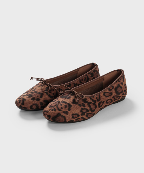 STOE（スト）の「Maren Ribborn Flat_5colors マレン リボン フラット（バレエシューズ・レディース・ブラック/レッド/レオパード/キャメル/オリーブ・23cm/23.5cm/24cm/24.5cm/25cm）」の5枚目の写真