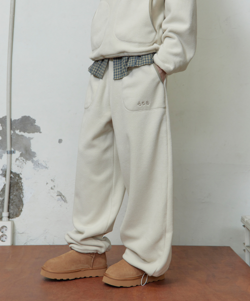 TONY LAWRENCE（トニーローレンス）の「フリースパンツ（その他パンツ・レディース・その他・2/3/1）」の2枚目の写真