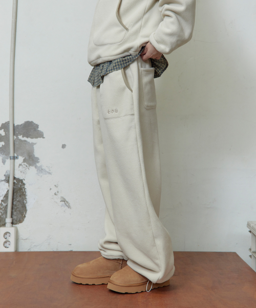 TONY LAWRENCE（トニーローレンス）の「フリースパンツ（その他パンツ・レディース・その他・2/3/1）」の3枚目の写真