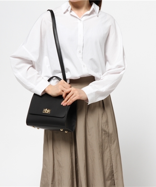 SHIPS for women(シップスフォーウィメン)の「Milos:フラップミニ2WAY(ショルダーバッグ・レディース・ブラック/ベージュ系その他・ONE SIZE)」の10枚目の写真