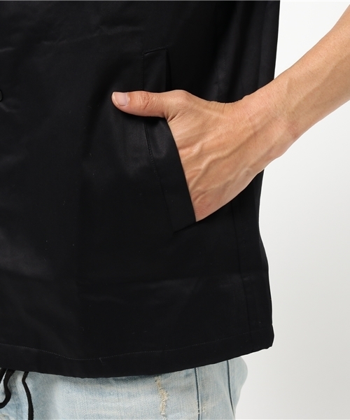 URBAN RESEARCH（アーバンリサーチ）の「URiD コーチシャツジャケット（ブルゾン・メンズ・ブラック/ネイビー・LARGE/MEDIUM）」の8枚目の写真