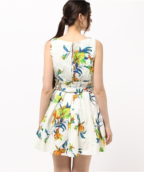 LILIDIA(リリディア)の「バックスリットフレアOP(ワンピース・レディース・ホワイト系その他/ブラック系その他/ブルー・0/1)」の10枚目の写真