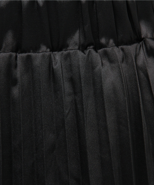 WEGO(ウィゴー)の「WEGO/サテンプリーツスカート(スカート・レディース・ダークグリーン/ブラック/ワイン/ピンク/ダークブラウン/サックスブルー・FREE)」の7枚目の写真