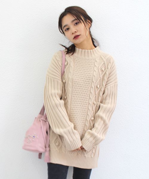 jouetie（ジュエティ）の「ポンポンルーズニット（ニット/セーター・レディース・グレー/アイボリー/ベビーピンク/ネイビー・MEDIUM）」の2枚目の写真