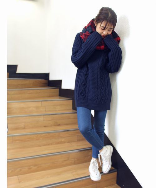 jouetie（ジュエティ）の「ポンポンルーズニット（ニット/セーター・レディース・グレー/アイボリー/ベビーピンク/ネイビー・MEDIUM）」の16枚目の写真