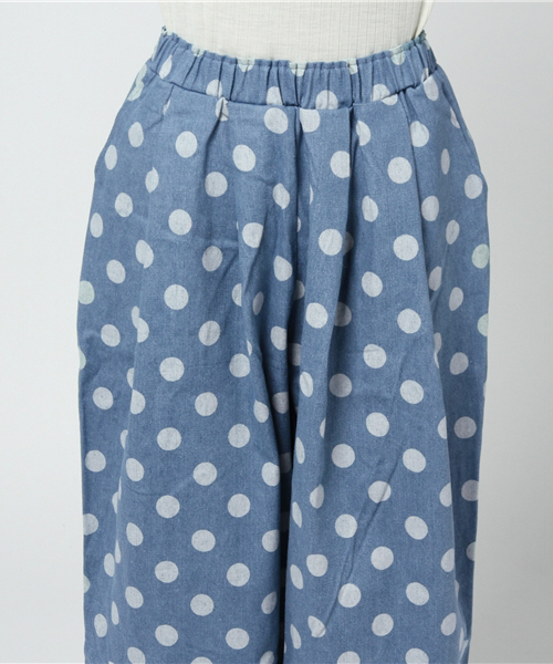 MERLOT（メルロー）の「デニムドット柄パンツ2223（デニムパンツ・レディース・ライトブルー/ネイビー・FREE）」の6枚目の写真