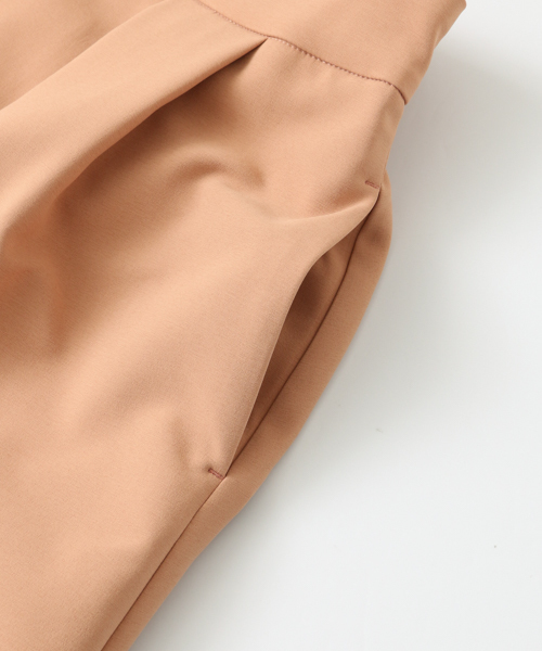 URBAN RESEARCH（アーバンリサーチ）の「 UR タックスカート（スカート・レディース・ベージュ/オレンジ/ネイビー・FREE）」の13枚目の写真