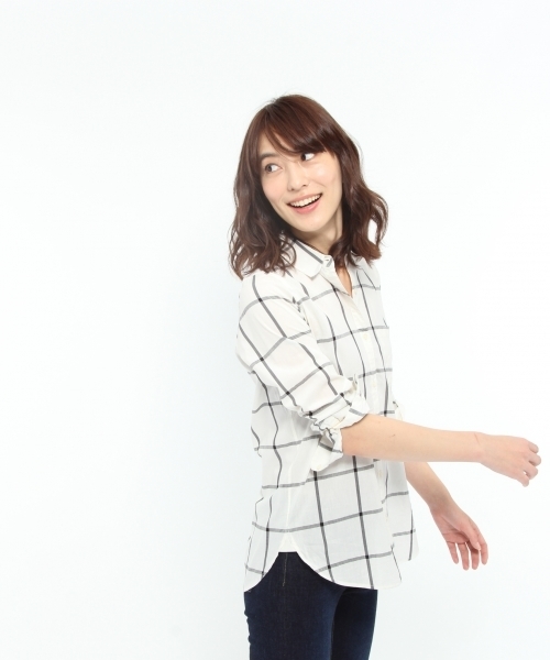 LAKOLE（ラコレ）の「【撥水】ベーシックシャツ / LAKOLE（シャツ/ブラウス・レディース・その他6/ホワイト/オリーブ/アイボリー・MEDIUM/SMALL/LARGE）」の17枚目の写真