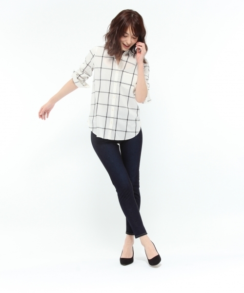 LAKOLE（ラコレ）の「【撥水】ベーシックシャツ / LAKOLE（シャツ/ブラウス・レディース・その他6/ホワイト/オリーブ/アイボリー・MEDIUM/SMALL/LARGE）」の18枚目の写真