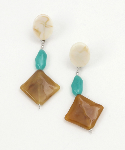 MOUSSY(マウジー)の「AMBER COLOR EARRING(ピアス(両耳用)・レディース・ピンク系その他/ブラウン系その他/グリーン系その他・FREE)」の2枚目の写真
