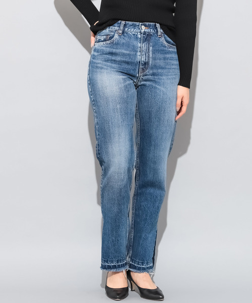CIAOPANIC（チャオパニック）の「裾スリット入りストレートデニム（デニムパンツ・レディース・ネイビー/ブルー・SMALL/MEDIUM）」の3枚目の写真
