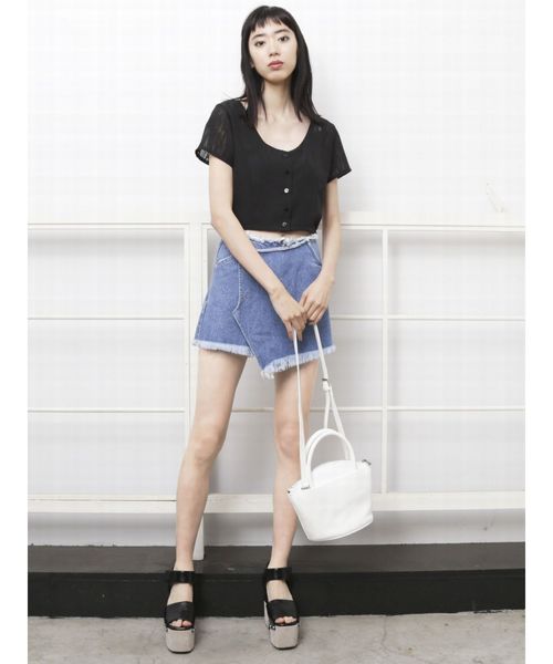 EMODA（エモダ）の「アシメトリージャストウエストショートパンツ（デニムパンツ・レディース・ブルー/インディゴブルー・SMALL/MEDIUM）」の8枚目の写真