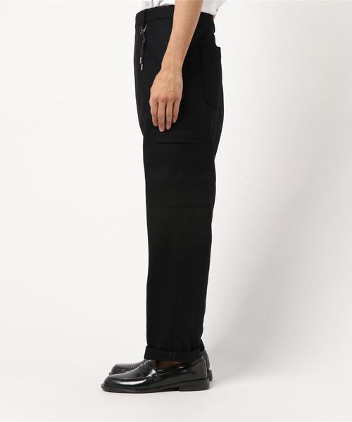 HUGO(ヒューゴ)の「スリムフィット パンツ イン ア フェルトエフェクトウール ブレンド(カーゴパンツ・メンズ・ブラック・44/46/48/50/52)」の3枚目の写真
