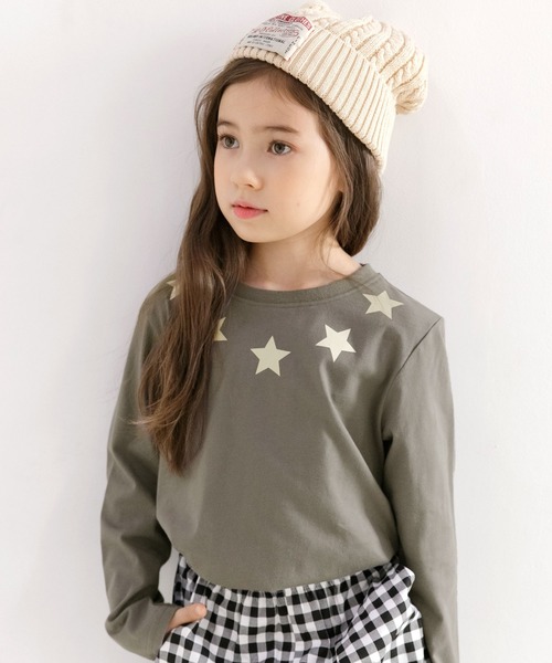 Bee des Bee（ビーデスビー）の「【コットン100％】長袖プリントTシャツ（Tシャツ/カットソー・キッズ・ブラック系その他5/ブラック系その他2/ブラック系その他/グレー系その他/グレー系その他3/ブラック系その他4/カーキ/グレー/ブラウン/ピンク系その他/ブラウン系その他/マスタード/モカ/サックスブルー/ホワイト/セージグリーン/ミント/ブルー系その他2/黄土色系/ブルー系その他3/ラベンダー/ライトブルー/ベージュ/カーキ系/ライトベージュ/ベージュ系その他/サックスブルー系/杢グレー/グレイッシュベージュ/パープル系その他/カーキ系1・110cm/100cm/120cm/130cm/140cm/150cm）」の14枚目の写真