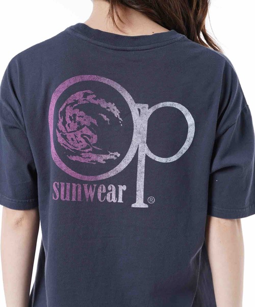 Ocean Pacific（オーシャンパシフィック）の「【OP:オーピー】レディースバックプリントTシャツ ビッグシルエット/シャーベットカラー グラデーションロゴ バックプリント（Tシャツ/カットソー・レディース・ネイビー/オレンジ/ミント・LARGE/MEDIUM）」の3枚目の写真
