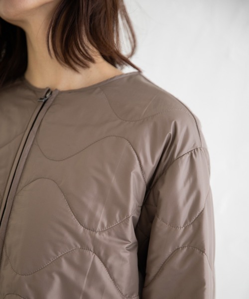 Munich（ミューニック）の「キルティングタフタ×スーパー100メルトン　ノーカラーコート（ノーカラーコート・レディース・ブラック/カーキ/モカ・S/XS）」の8枚目の写真