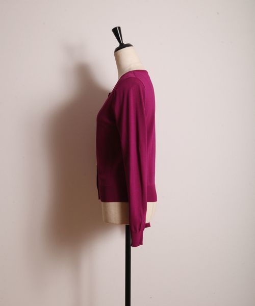 tocco closet(トッコ クローゼット)の「UV加工お花釦カーディガン(カーディガン/ボレロ・レディース・ネイビー/バイオレット/レッド系その他・M)」の16枚目の写真