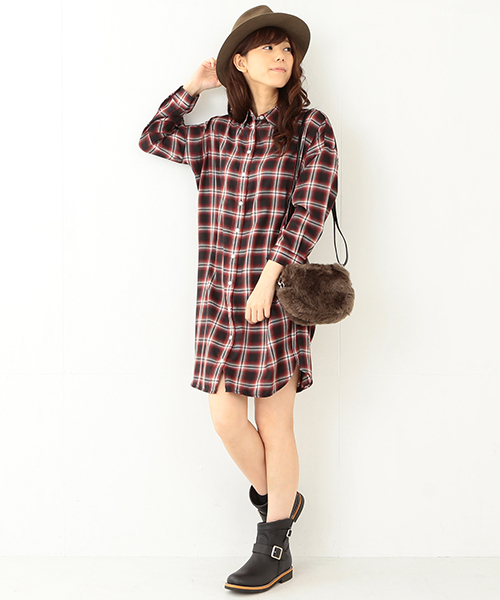 Ray BEAMS（レイビームス）の「TERESA CAMBI / フェイクファー ポシェット（ショルダーバッグ・レディース・ベージュ/ブラウン系その他・ONE SIZE）」の6枚目の写真