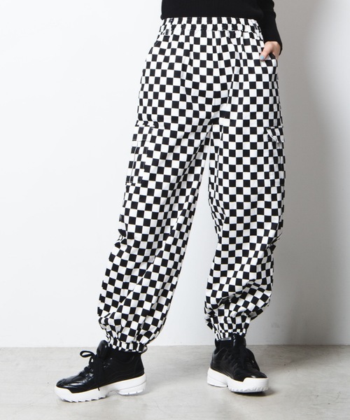 WEGO(ウィゴー)の「WEGO/カーゴポケットパンツ(カーゴパンツ・レディース・ブラック/その他1/パープル/その他2/ブラック系その他/ブラック系その他2・FREE)」の4枚目の写真