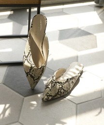 VIVIAN | ポインテッドトゥセンターステッチデザインVカットスリッパサンダル(サンダル)