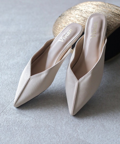 セール ポインテッドトゥセンターステッチデザインvカットスリッパサンダル サンダル Vivian ヴィヴィアン のファッション通販 Zozotown