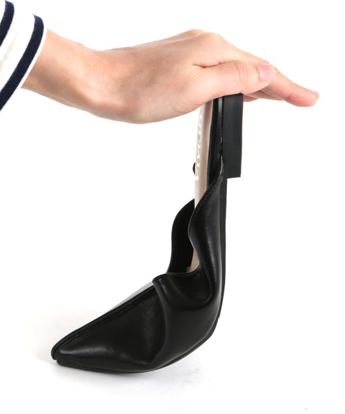 VIVIAN（ヴィヴィアン）の「ポインテッドトゥセンターステッチデザインVカットスリッパサンダル（サンダル・レディース・ブラック/アイボリー/キャメル/パイソン/グレー系その他7/ダークブラウン/グレー/グリーン/ゼブラ・LL/S/M/L）」の14枚目の写真