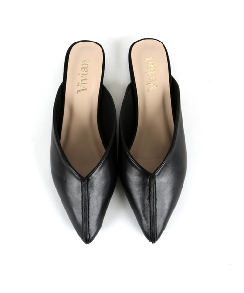 VIVIAN（ヴィヴィアン）の「ポインテッドトゥセンターステッチデザインVカットスリッパサンダル（サンダル・レディース・ブラック/アイボリー/キャメル/パイソン/グレー系その他7/ダークブラウン/グレー/グリーン/ゼブラ・LL/S/M/L）」の17枚目の写真