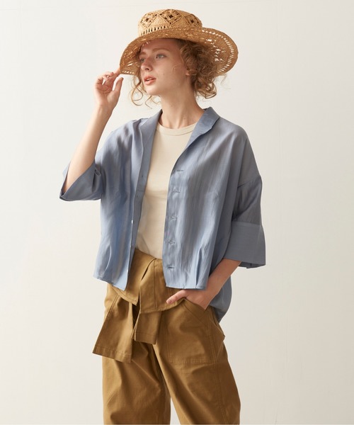 kha:ki（カーキ）の「「KHA:KI / カーキ」スクエアテンセル開衿シャツ"SHEER OPEN COLLAR SHIRTS"（シャツ/ブラウス・レディース・グリーン/ベージュ/ホワイト/ブルー・1）」の4枚目の写真