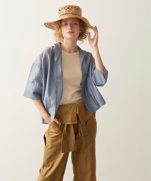 kha:ki（カーキ）の「「KHA:KI / カーキ」スクエアテンセル開衿シャツ"SHEER OPEN COLLAR SHIRTS"（シャツ/ブラウス・レディース・グリーン/ベージュ/ホワイト/ブルー・1）」の21枚目の写真