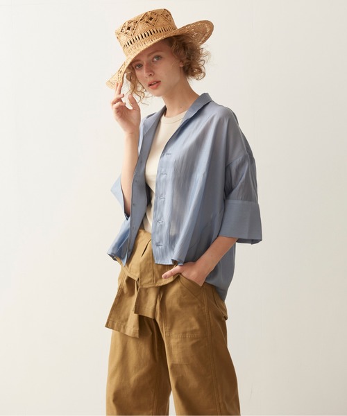 kha:ki（カーキ）の「「KHA:KI / カーキ」スクエアテンセル開衿シャツ"SHEER OPEN COLLAR SHIRTS"（シャツ/ブラウス・レディース・グリーン/ベージュ/ホワイト/ブルー・1）」の18枚目の写真