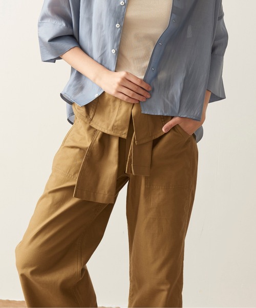 kha:ki（カーキ）の「「KHA:KI / カーキ」スクエアテンセル開衿シャツ"SHEER OPEN COLLAR SHIRTS"（シャツ/ブラウス・レディース・グリーン/ベージュ/ホワイト/ブルー・1）」の16枚目の写真