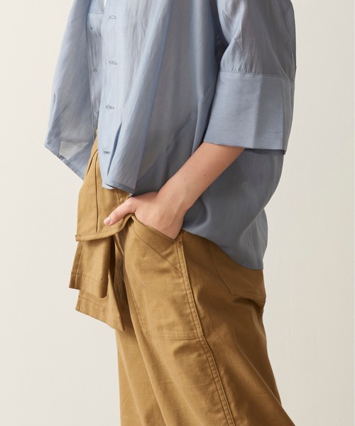 kha:ki（カーキ）の「「KHA:KI / カーキ」スクエアテンセル開衿シャツ"SHEER OPEN COLLAR SHIRTS"（シャツ/ブラウス・レディース・グリーン/ベージュ/ホワイト/ブルー・1）」の15枚目の写真