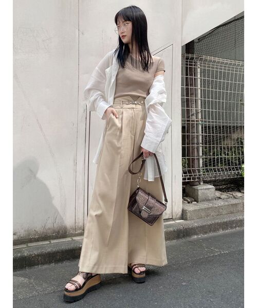 MURUA（ムルーア）の「ルーズオーバーシャツ（シャツ/ブラウス・レディース・ホワイト/ベージュ/ピンク・FREE）」の17枚目の写真