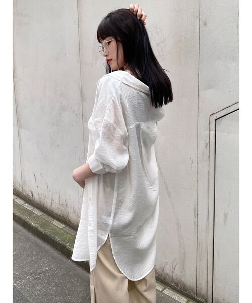 MURUA（ムルーア）の「ルーズオーバーシャツ（シャツ/ブラウス・レディース・ホワイト/ベージュ/ピンク・FREE）」の9枚目の写真