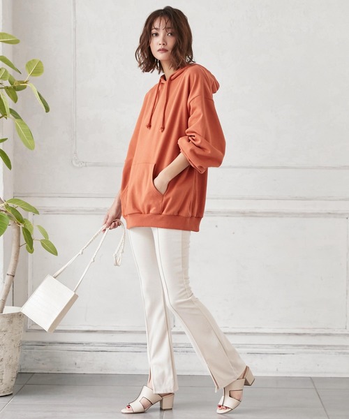 KOBE LETTUCE(コウベレタス)の「フロントスリットフレアパンツ(その他パンツ・レディース・ライトベージュ/ブラック・FREE)」の3枚目の写真