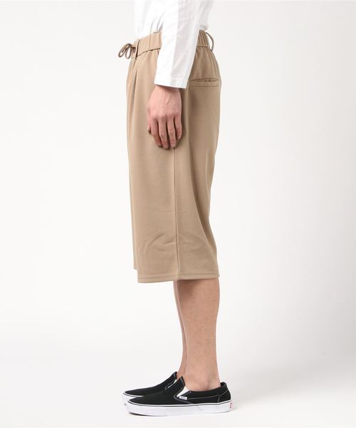 INNOCENT(イノセント)の「梨地7分丈ルーズパンツ(その他パンツ・レディース・チャコールグレー/ブラック/ベージュ/ブラウン/ブルー/グレイッシュベージュ・MEDIUM/LARGE)」の7枚目の写真