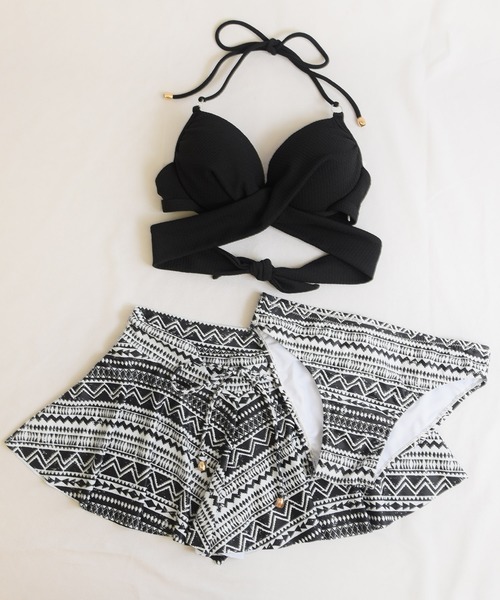 LEAD(リード)の「3点セットトライバル×ファンシージャガードクロスビキニ水着(水着・レディース・ブラック/モカ/ライトアッシュグレー・M/L/M)」の16枚目の写真