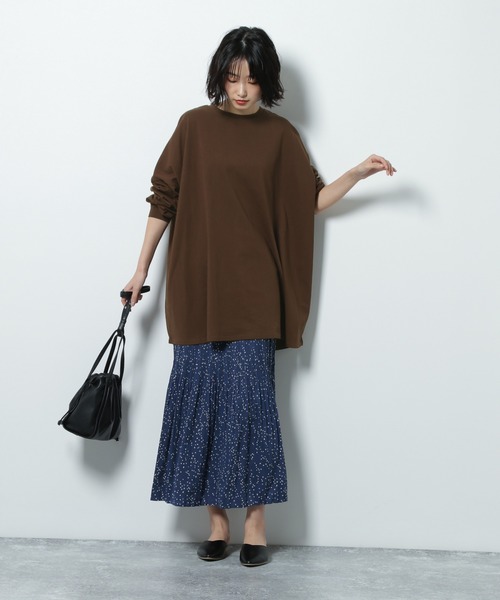 LAKOLE(ラコレ)の「オープンエンドスーパーBIG-Tシャツ / LAKOLE(Tシャツ/カットソー・レディース・バーガンディー/オフホワイト/サンドグレー/ダークブラウン/ブルー・MEDIUM/SMALL)」の15枚目の写真