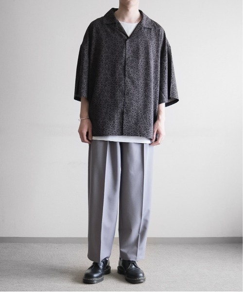 remer（リメール）の「loose floral shirt 【小花柄】/ルーズフローラルシャツ（シャツ/ブラウス・メンズ・ブラック/ベージュ・SMALL/MEDIUM/LARGE）」の16枚目の写真