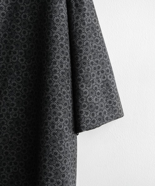 remer（リメール）の「loose floral shirt 【小花柄】/ルーズフローラルシャツ（シャツ/ブラウス・メンズ・ブラック/ベージュ・SMALL/MEDIUM/LARGE）」の15枚目の写真