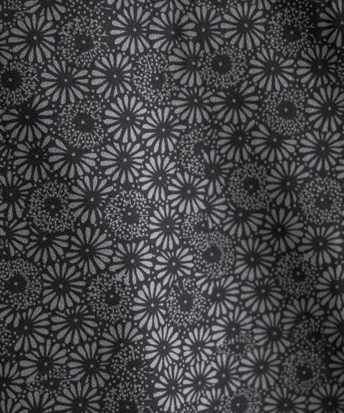 remer（リメール）の「loose floral shirt 【小花柄】/ルーズフローラルシャツ（シャツ/ブラウス・メンズ・ブラック/ベージュ・SMALL/MEDIUM/LARGE）」の17枚目の写真