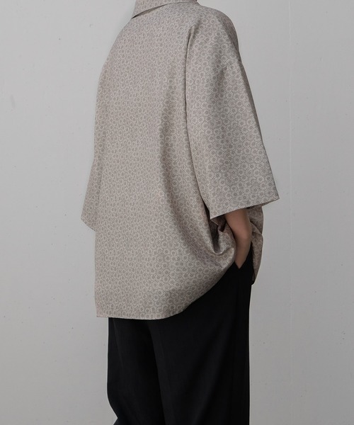 remer（リメール）の「loose floral shirt 【小花柄】/ルーズフローラルシャツ（シャツ/ブラウス・メンズ・ブラック/ベージュ・SMALL/MEDIUM/LARGE）」の14枚目の写真