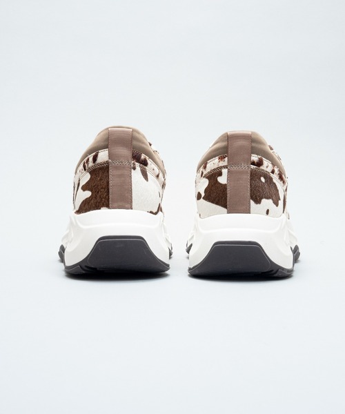 Lucida（ルシーダ）の「Canopus/厚底アニマルスニーカー（スニーカー・レディース・ホワイト/ブラック/ベージュ/グレー/アイボリー/その他2/レオパード/アニマル/パイソン/ブラック系1/その他/ナチュラル/ピンクベージュ/ブラウン系その他・40/38/39/36/37/35）」の17枚目の写真