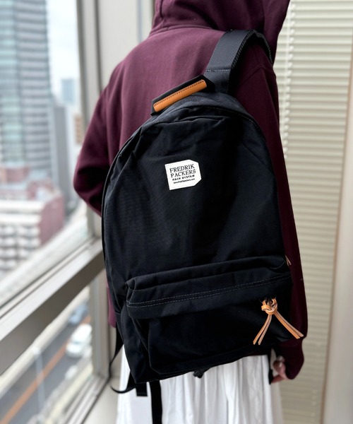 FREDRIK PACKERS（フレドリックパッカーズ）の「【FREDRIK PACKERS】500D DAY PACK デイパック バックパック リュック フレドリックパッカーズ（バックパック/リュック・レディース・ブラック/グレー/ネイビー/ベージュ/マルチ/オリーブ・FREE）」の16枚目の写真